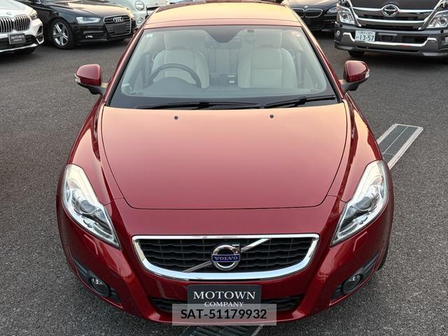 Volvo C70 2012-08 8216183-14