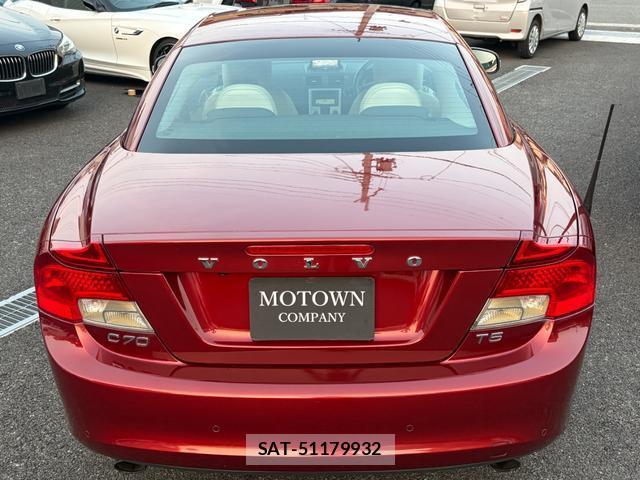 Volvo C70 2012-08 8216183-16