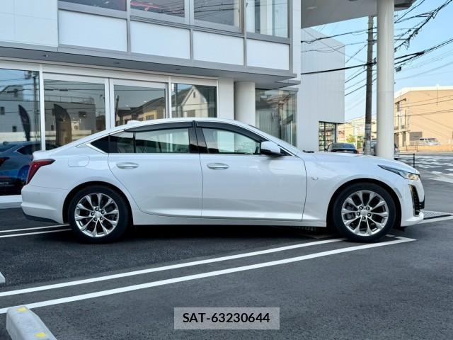 Cadillac CT5 2022-09 8224163-5