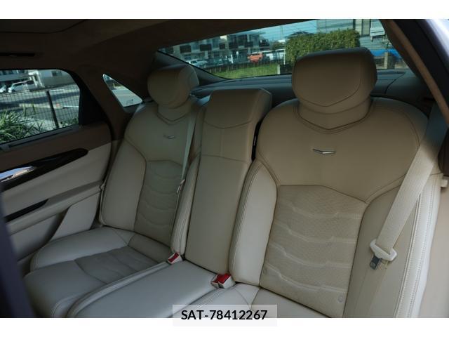 Cadillac CT6 2019-05 8224298-12