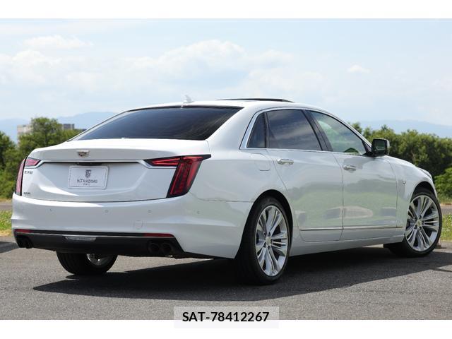 Cadillac CT6 2019-05 8224298-5