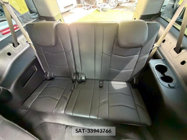Cadillac ESCALADE 2017-03 8224350-17