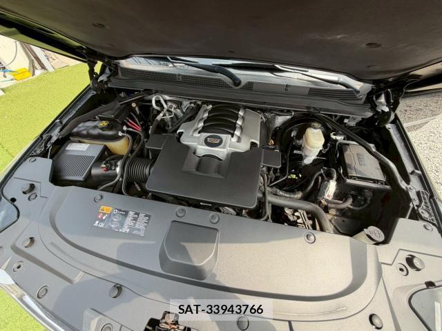 Cadillac ESCALADE 2017-03 8224350-19