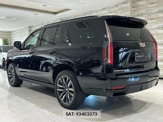 Cadillac ESCALADE 2022-05 8225637-11