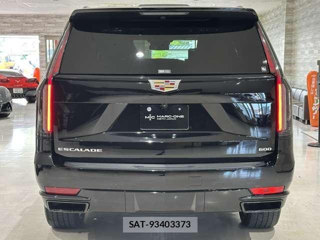 Cadillac ESCALADE 2022-05 8225637-6
