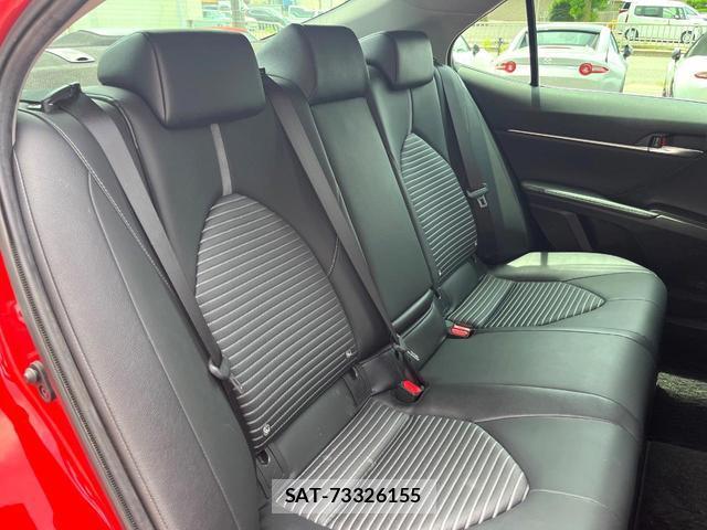 Toyota CAMRY 2022-01 8219479-8