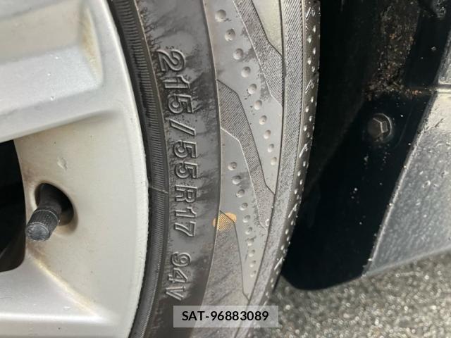 Toyota CAMRY 2013-08 8220022-13