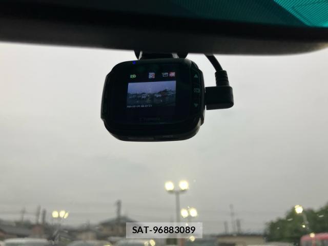 Toyota CAMRY 2013-08 8220022-18