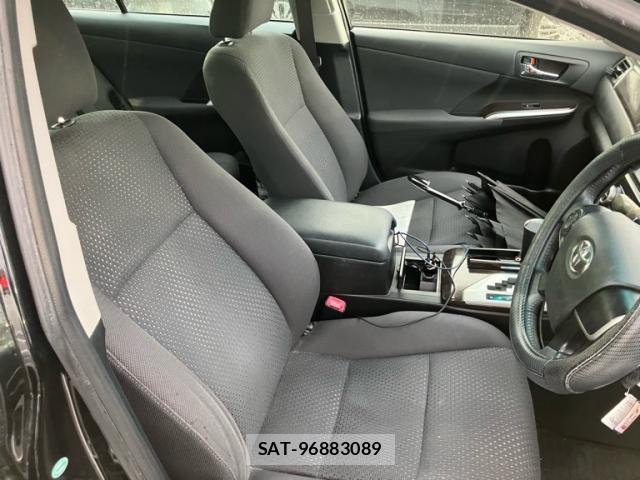Toyota CAMRY 2013-08 8220022-3