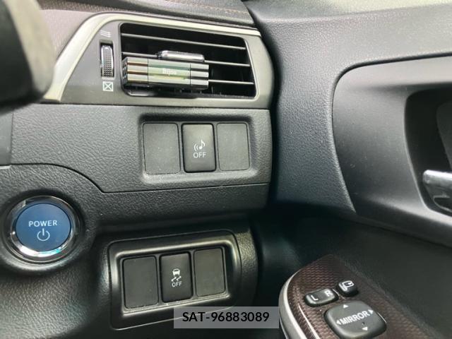 Toyota CAMRY 2013-08 8220022-7