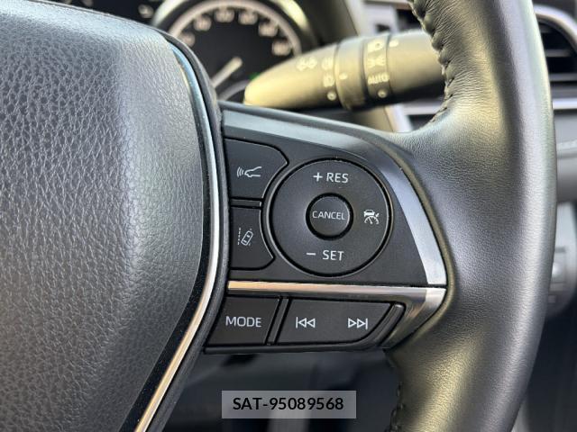 Toyota CAMRY 2019-04 8220444-11