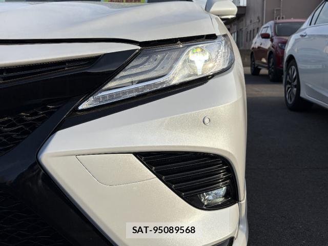 Toyota CAMRY 2019-04 8220444-17