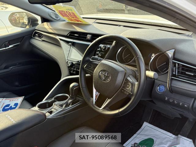 Toyota CAMRY 2019-04 8220444-3
