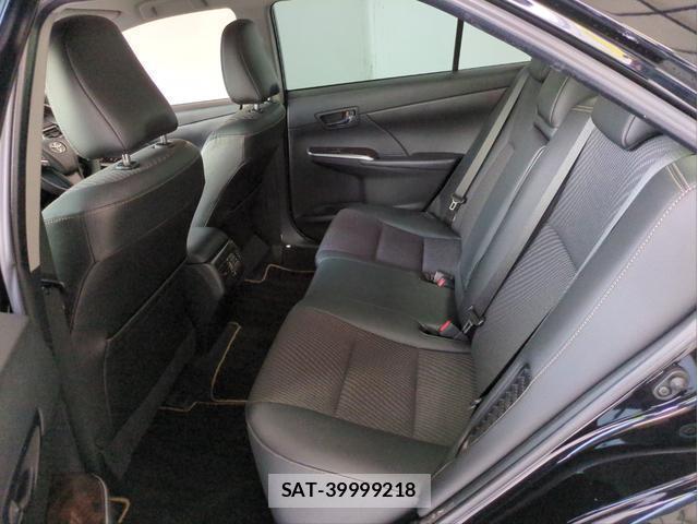Toyota CAMRY 2015-09 8222212-6