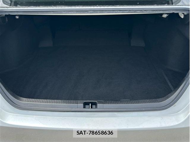 Toyota CAMRY 2017-12 8222593-6
