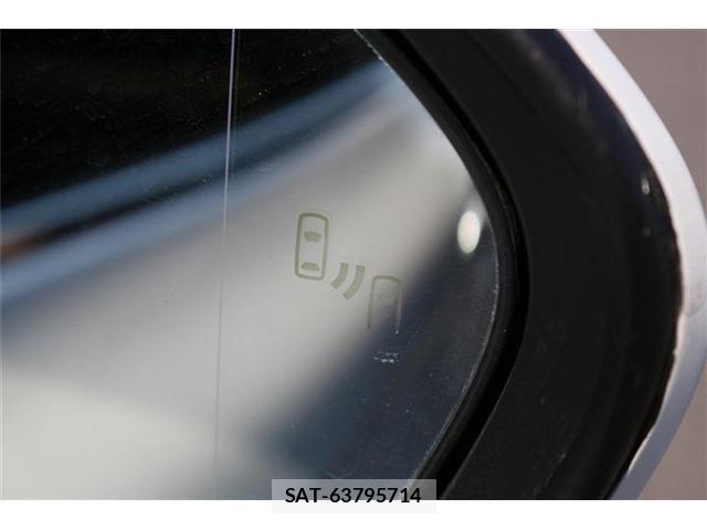 Toyota CAMRY 2018-08 8223731-1