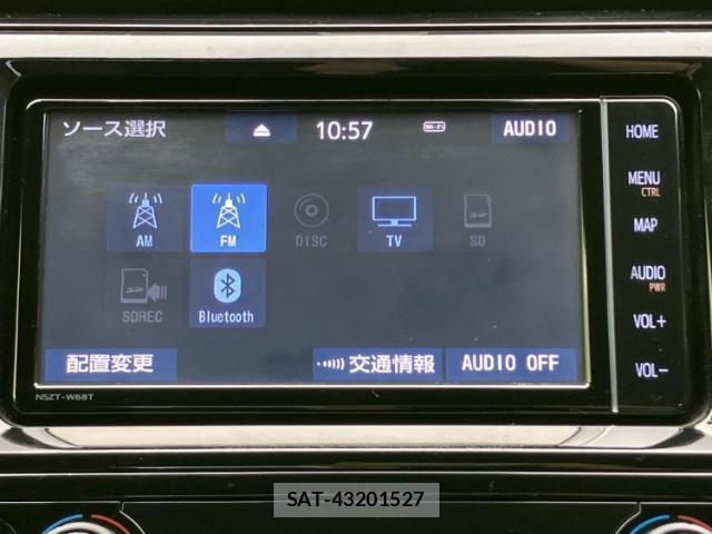Toyota CAMRY 2019-01 8225260-10