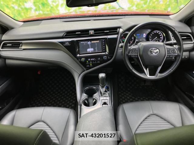 Toyota CAMRY 2019-01 8225260-3