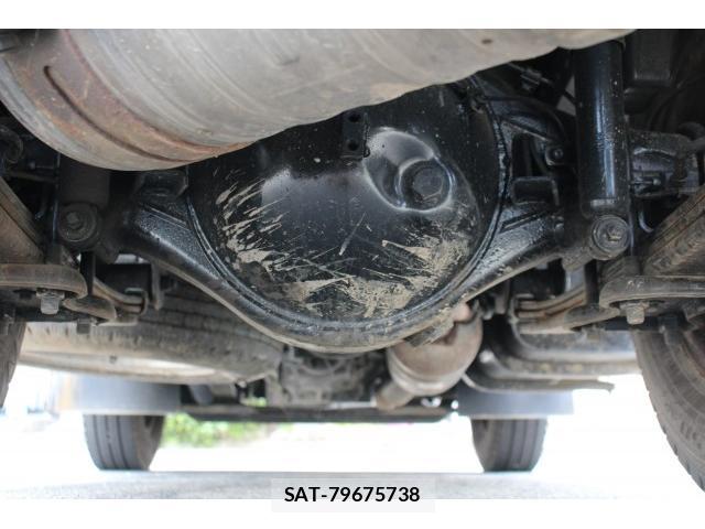 MITSUBISHI FUSO CANTER 2016-07 8216301-16