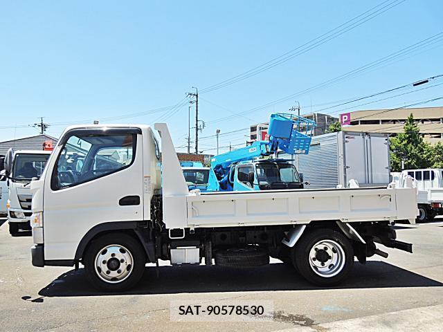 MITSUBISHI FUSO CANTER 2020-11 8216337-10