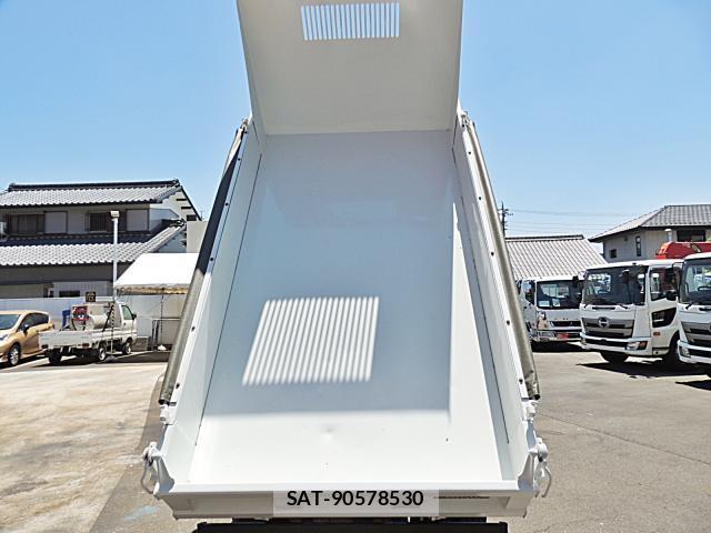 MITSUBISHI FUSO CANTER 2020-11 8216337-14