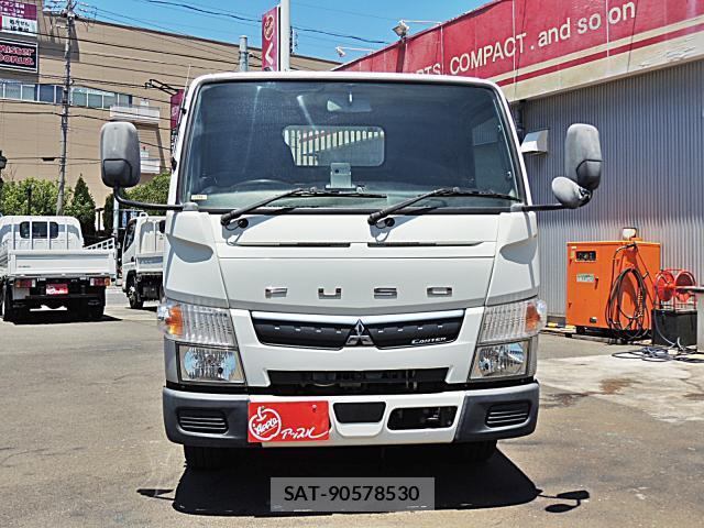 MITSUBISHI FUSO CANTER 2020-11 8216337-9