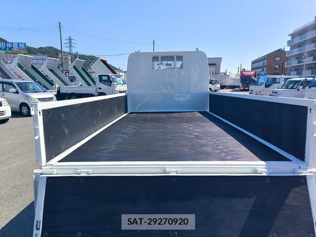 MITSUBISHI FUSO CANTER 2021-04 8218392-6