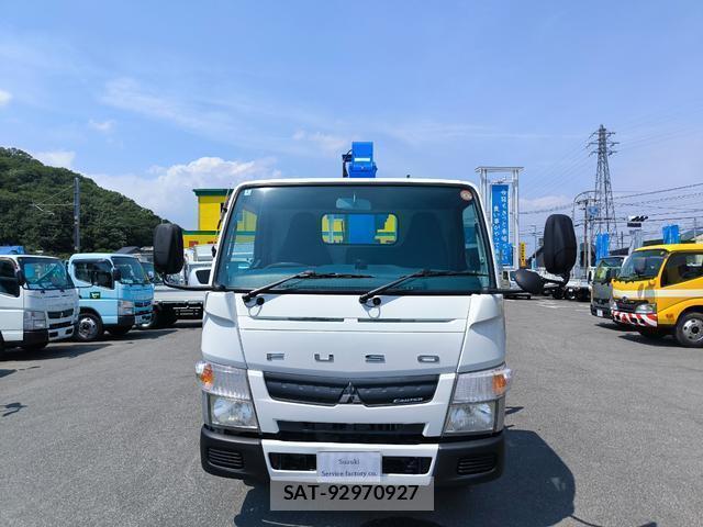 MITSUBISHI FUSO CANTER 2014-01 8218393-1