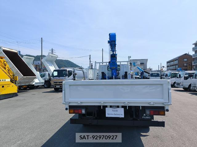 MITSUBISHI FUSO CANTER 2014-01 8218393-3