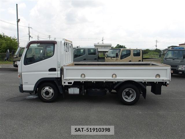 MITSUBISHI FUSO CANTER 2016-05 8218806-14