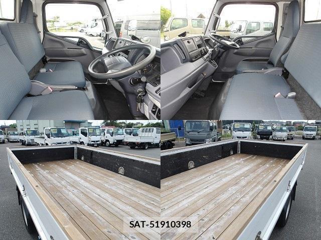 MITSUBISHI FUSO CANTER 2016-05 8218806-4