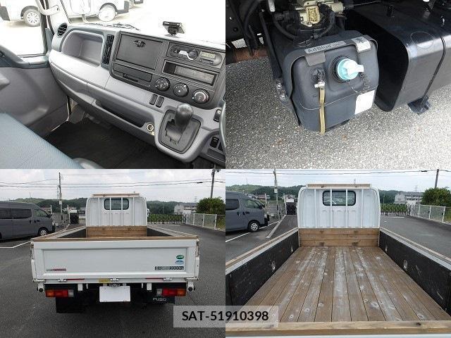 MITSUBISHI FUSO CANTER 2016-05 8218806-7