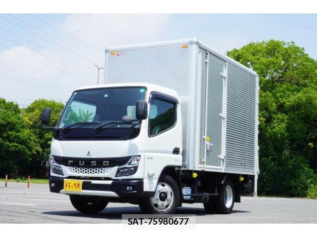 MITSUBISHI FUSO CANTER 2023-05 8219920-0