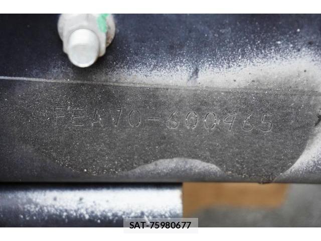 MITSUBISHI FUSO CANTER 2023-05 8219920-12