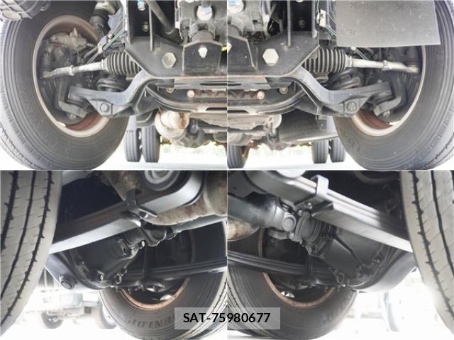 MITSUBISHI FUSO CANTER 2023-05 8219920-13