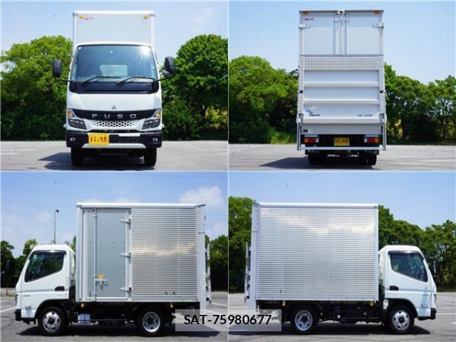 MITSUBISHI FUSO CANTER 2023-05 8219920-6