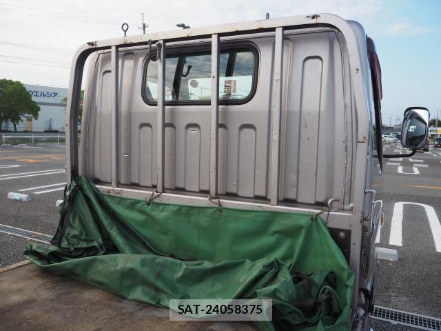 MITSUBISHI FUSO CANTER 2012-08 8220335-16