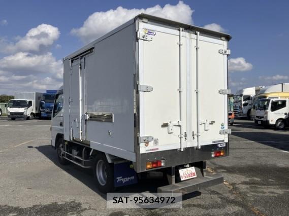 MITSUBISHI FUSO CANTER 2020 8221781-10