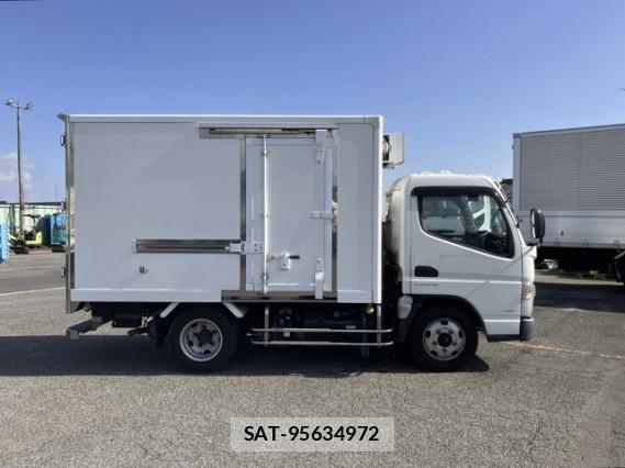 MITSUBISHI FUSO CANTER 2020 8221781-13