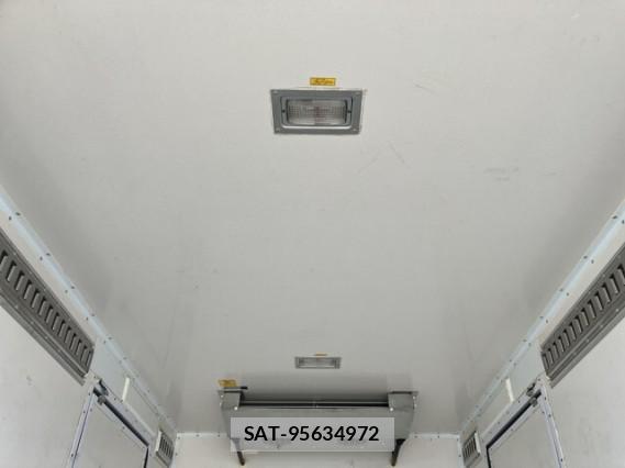 MITSUBISHI FUSO CANTER 2020 8221781-2