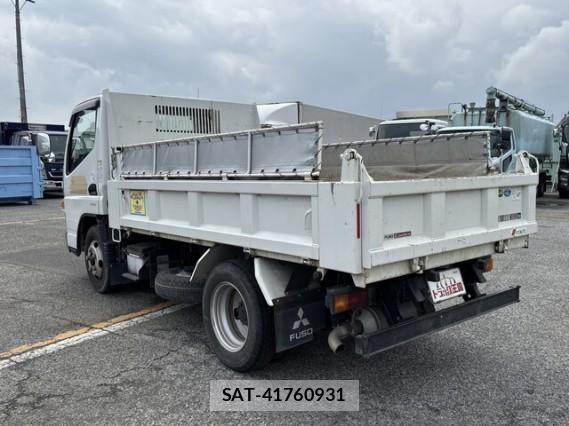 MITSUBISHI FUSO CANTER 2021 8221786-1