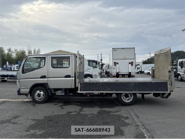 MITSUBISHI FUSO CANTER 2019 8221790-12