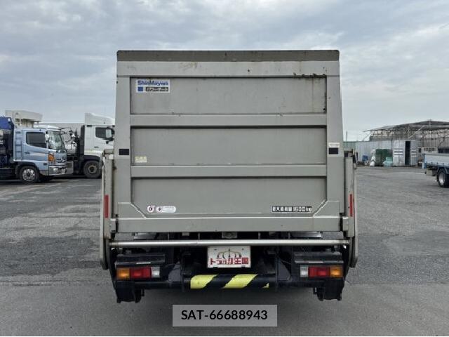 MITSUBISHI FUSO CANTER 2019 8221790-15