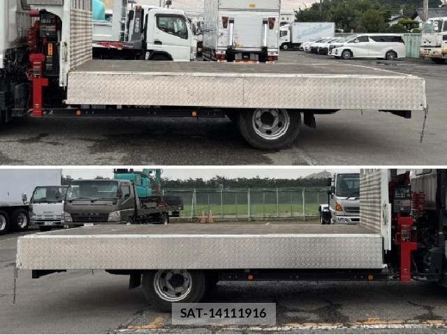 MITSUBISHI FUSO CANTER 2023 8221791-2