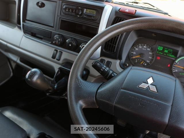 MITSUBISHI FUSO CANTER 2019-07 8222596-19