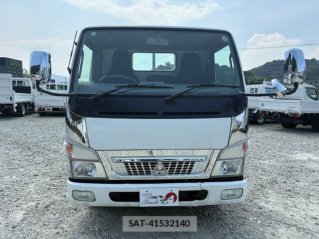 MITSUBISHI FUSO CANTER 2009-05 8223555-1