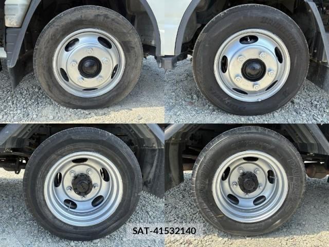 MITSUBISHI FUSO CANTER 2009-05 8223555-10