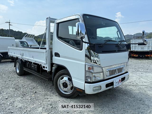 MITSUBISHI FUSO CANTER 2009-05 8223555-2