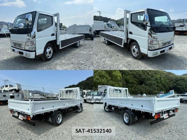MITSUBISHI FUSO CANTER 2009-05 8223555-5