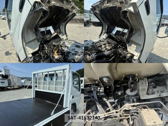 MITSUBISHI FUSO CANTER 2009-05 8223555-7